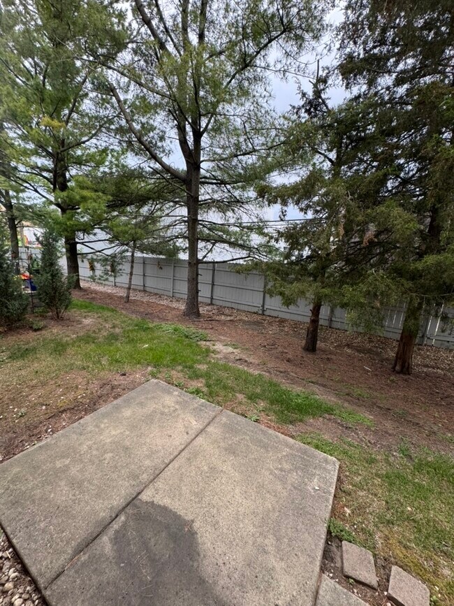 Building Photo - 1135 Wickfield Ct
