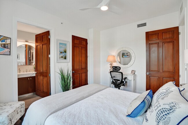 Building Photo - 516 Hendricks Isle