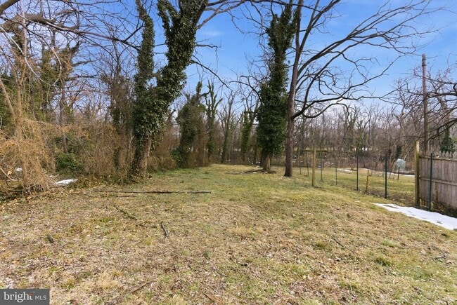 Building Photo - 520 S Kent St