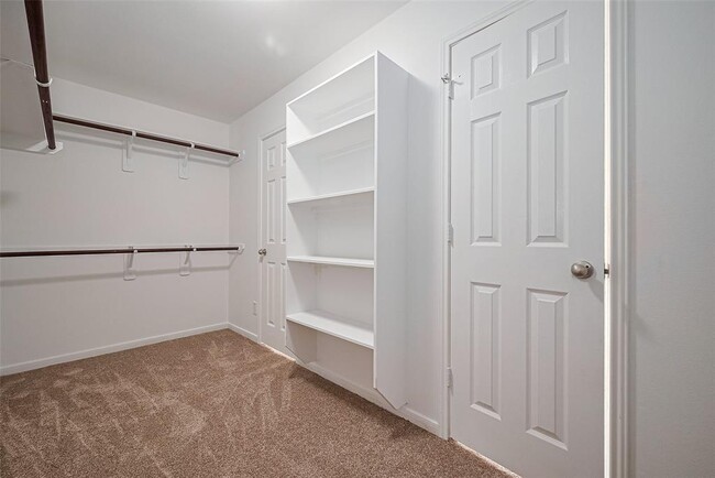 Building Photo - 5627 Granite Falls Ln