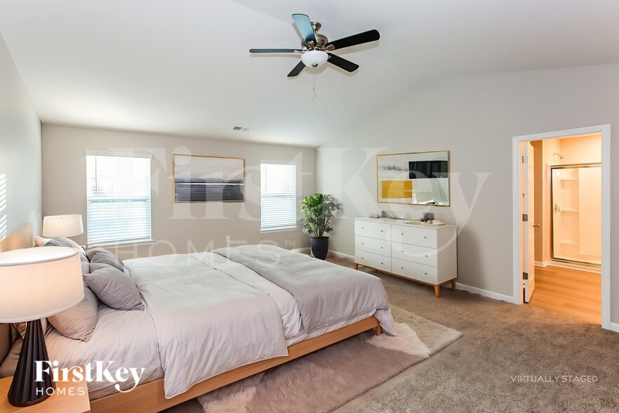 Building Photo - 711 Saddlebred Ln