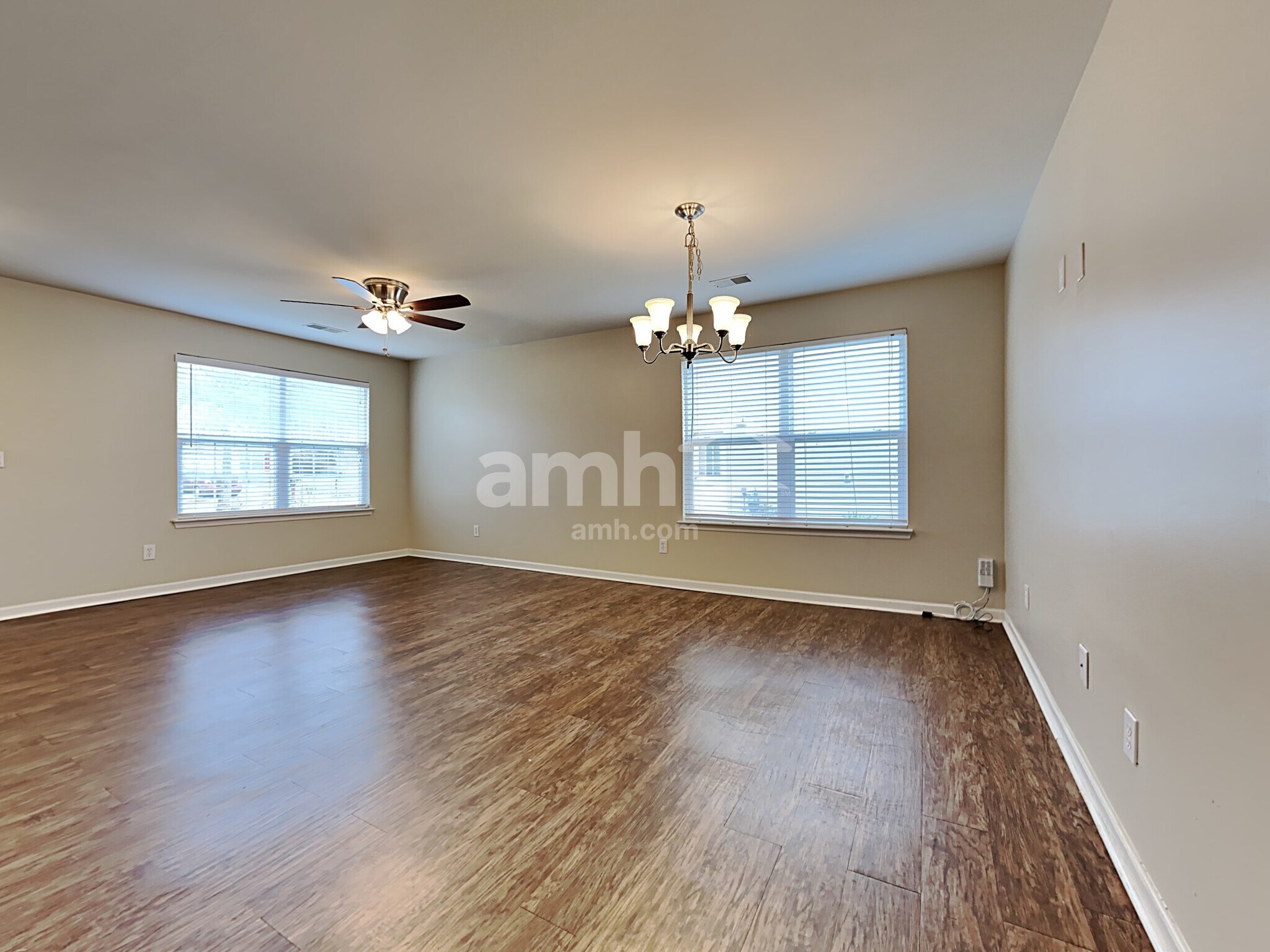 Building Photo - 1103 Homework Ave