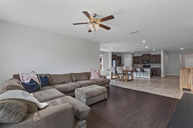 Building Photo - 1207 Burlingame Dr
