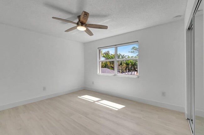 Building Photo - 22300 Sands Point Dr