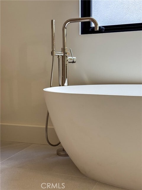 Building Photo - 404 16th St