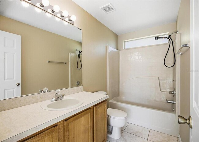 Building Photo - 106 La Mancha Dr