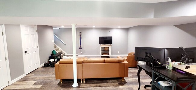 Building Photo - 3 Bed 2 Bath in Robinson, PA