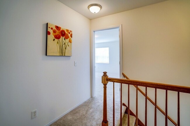 Building Photo - 1237 Jasmine Dr