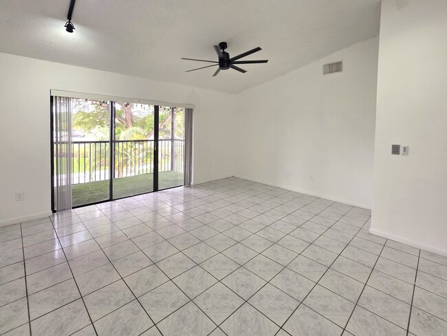 Building Photo - 9705 SW 138th Ave