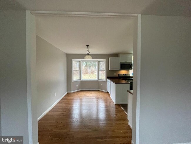 Building Photo - 7004 Wick Ln