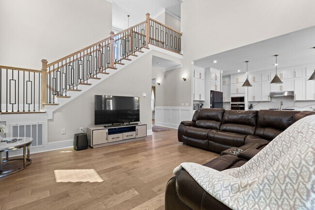 Building Photo - 2085 Kelsey court