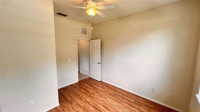 Building Photo - 612 Old Pine Ct