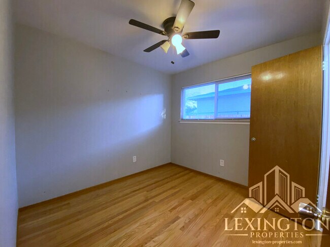 Building Photo - Charming, Orangevale Home with Spacious Yard! – 3BD/2BA