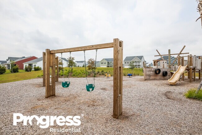 Building Photo - 820 Hydra Ln
