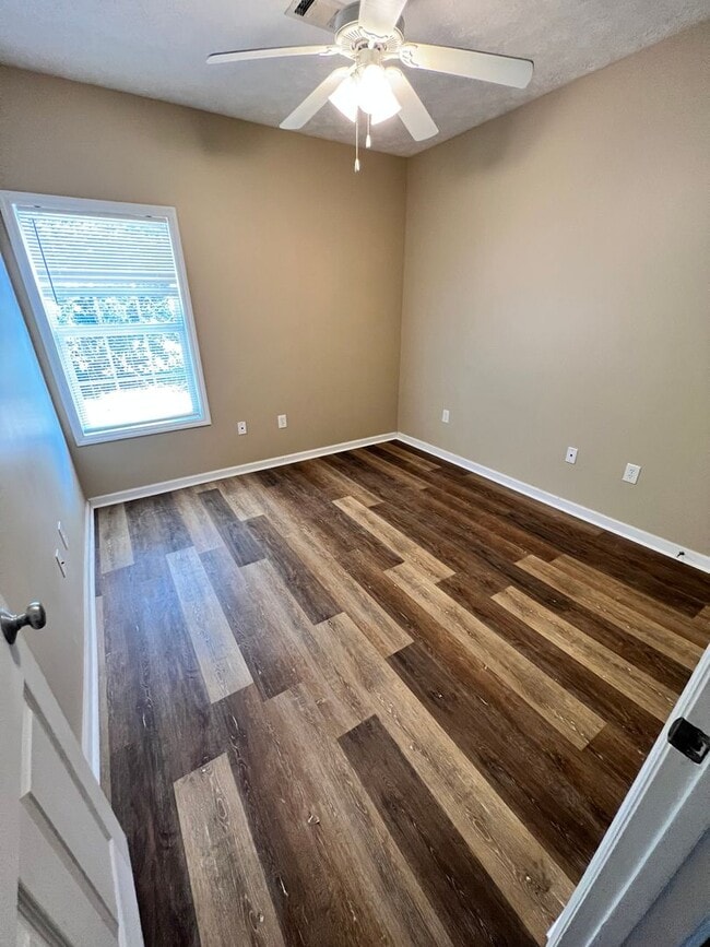 Building Photo - Park Place Condos