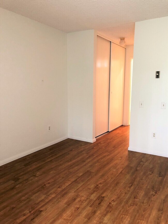 Building Photo - 4060 Huerfano Ave