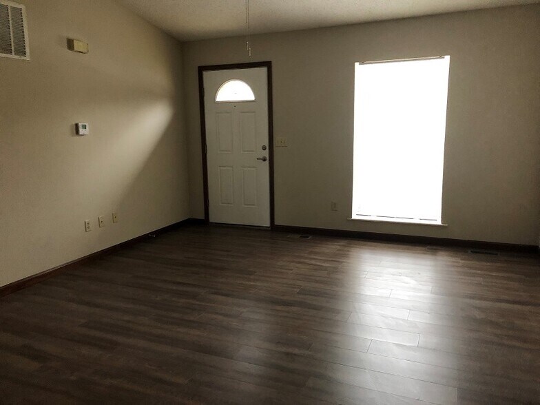 Building Photo - 509 Pepperhill Ct