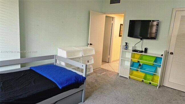 Building Photo - 1985 S Ocean Dr