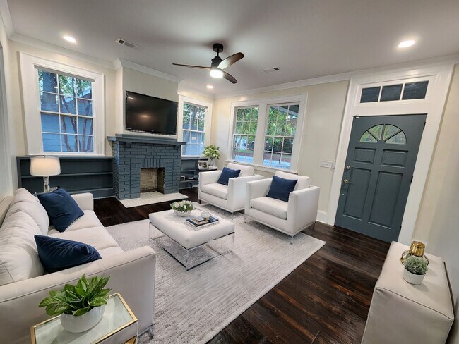 Building Photo - Charming Garden District Home