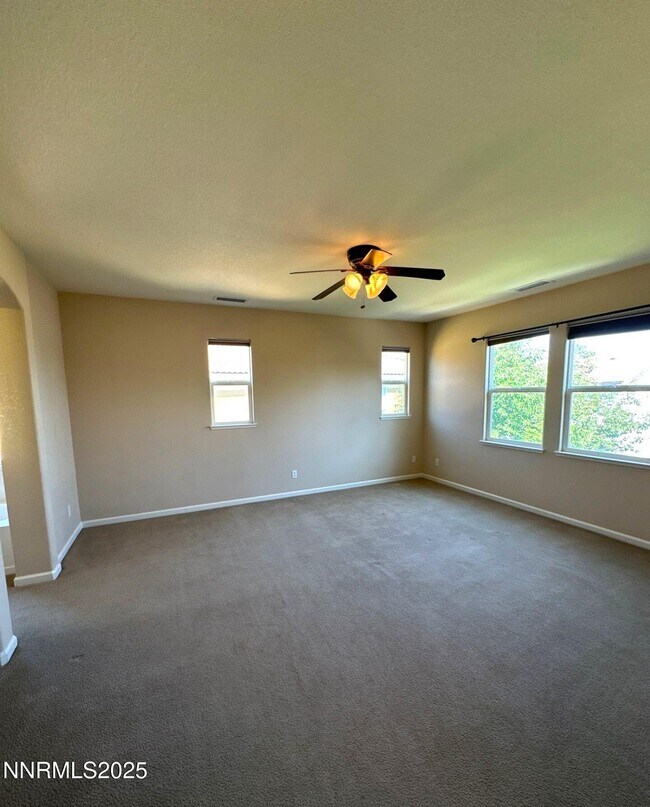 Building Photo - 545 Terracina Way