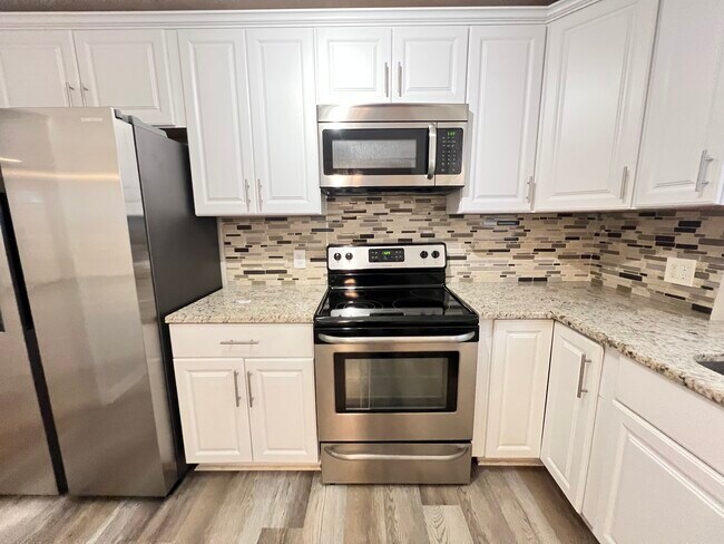 Building Photo - 3219 Fruitwood Ln