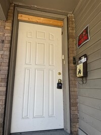 Building Photo - 803 Cranberry St