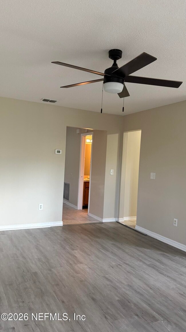 Building Photo - 11467 Fort Caroline Lakes Dr N