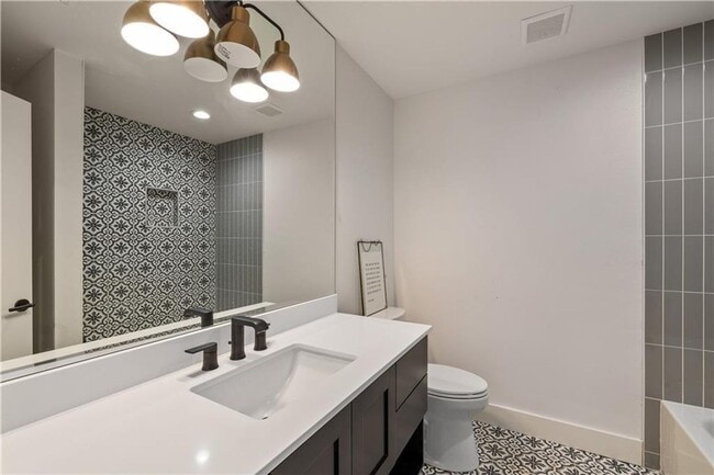 Building Photo - 4501 Avenue B