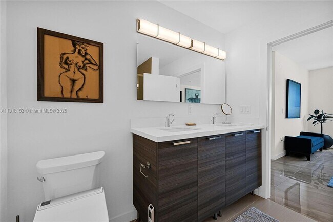 Building Photo - 1900 SE 2nd St