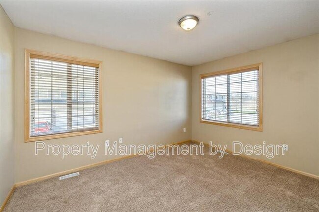 Building Photo - 8580 Rock Dr