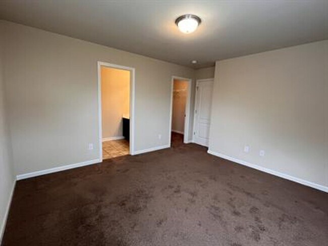 Building Photo - 133 Pitts Griffin Drive