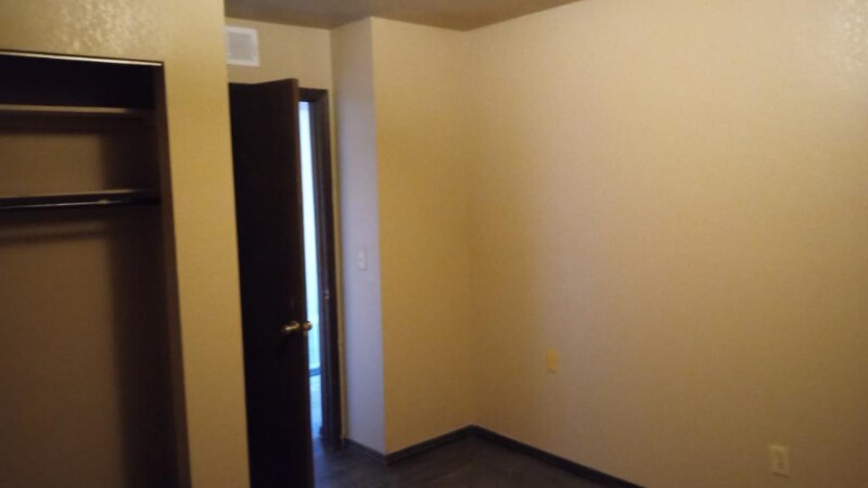 Building Photo - 902 Cynthia St