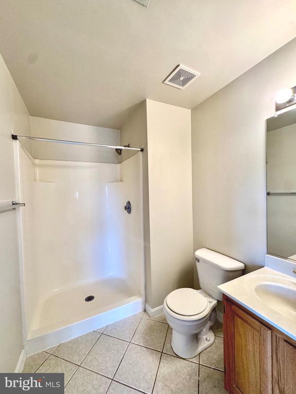 Building Photo - 152 Brookland Ct