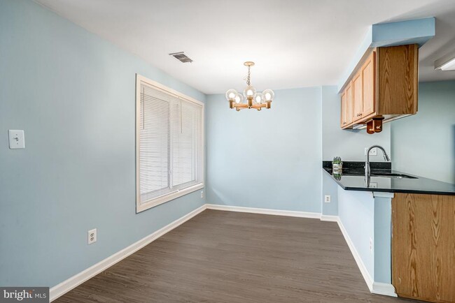 Building Photo - 9410 Walburg Way