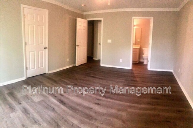 Building Photo - 5557 Mountain Springs Cir