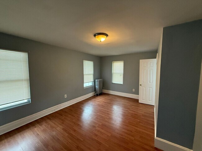 Building Photo - Spacious Five Bedroom, Single Family Home ...