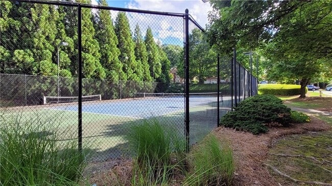 Building Photo - 2835 Olde Town Park Dr