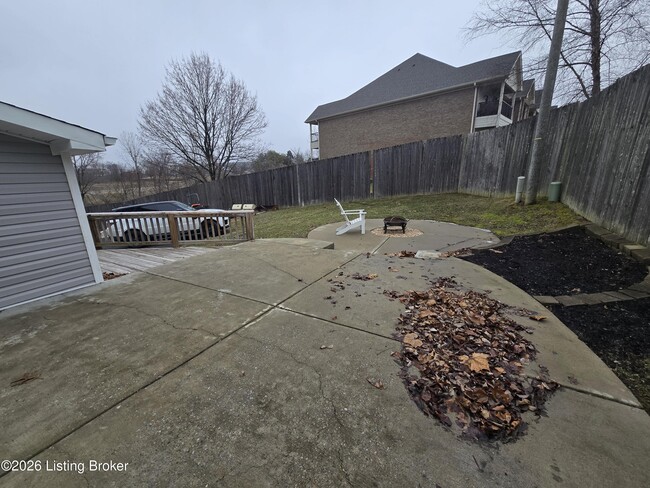 Building Photo - 2405 Blankenbaker Rd