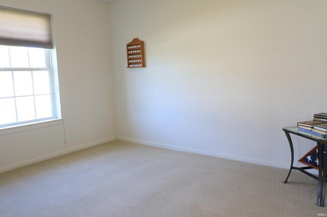 Building Photo - 610 Tealwood Dr