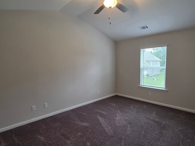 Building Photo - 57 Oakmont Dr