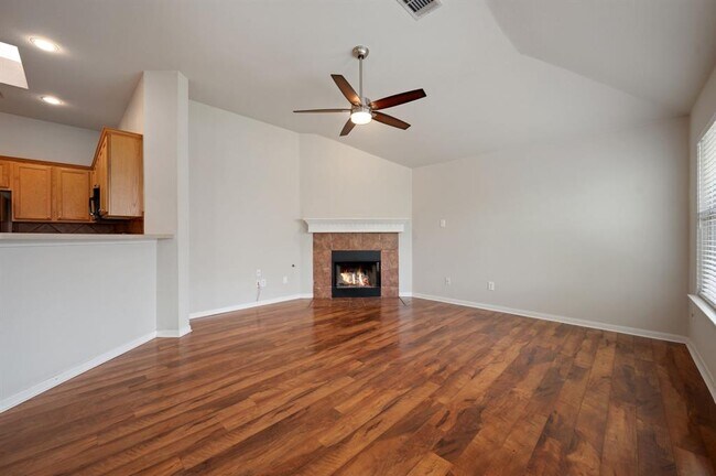 Building Photo - 20305 Kearney Hill Rd