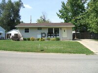 Building Photo - 110 Ridgeway Dr