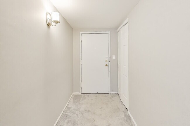 Building Photo - 7721 Tremayne Pl