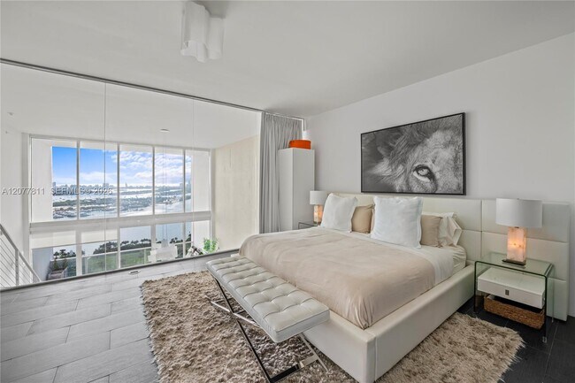 Building Photo - 1040 Biscayne Blvd