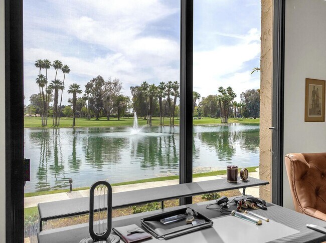 Building Photo - 910 Island Dr