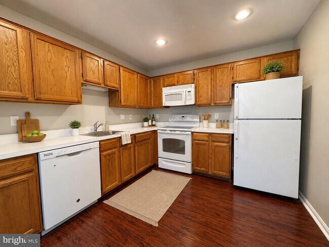 Building Photo - 8141 Bayonet Way