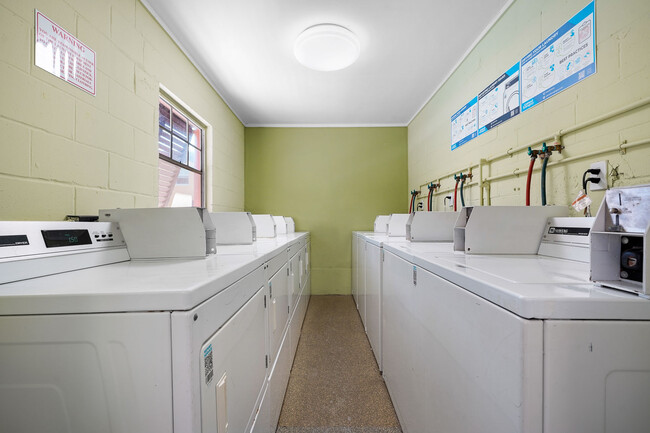 Community Washers/Dryers - 1525 Catherine St