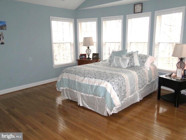 Building Photo - 2009 Willow Glen Ct