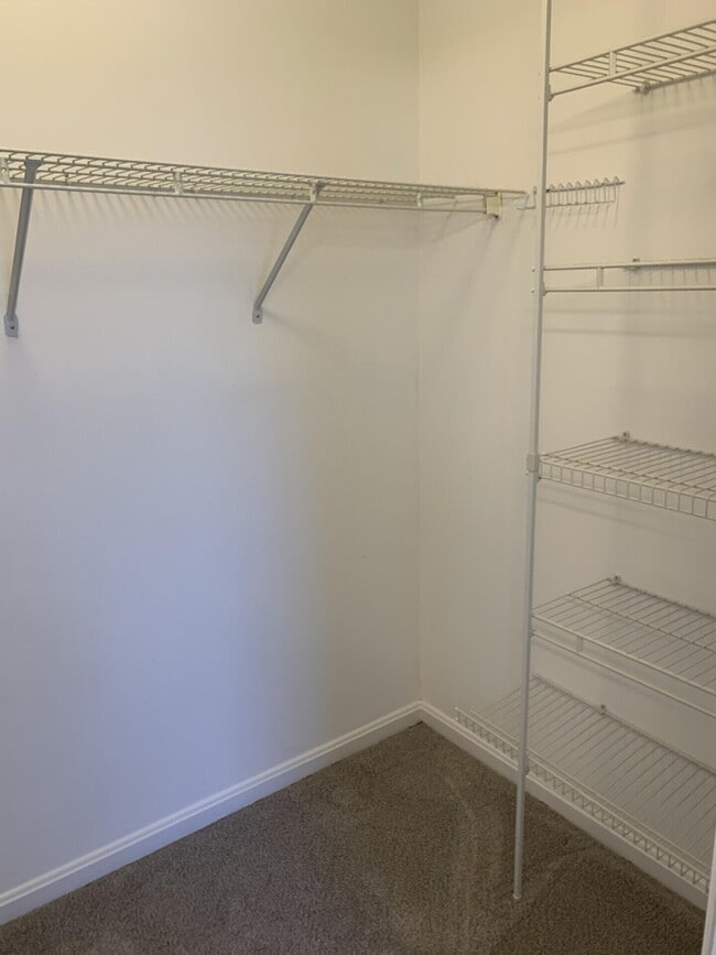 Building Photo - 1205 Harmes Way