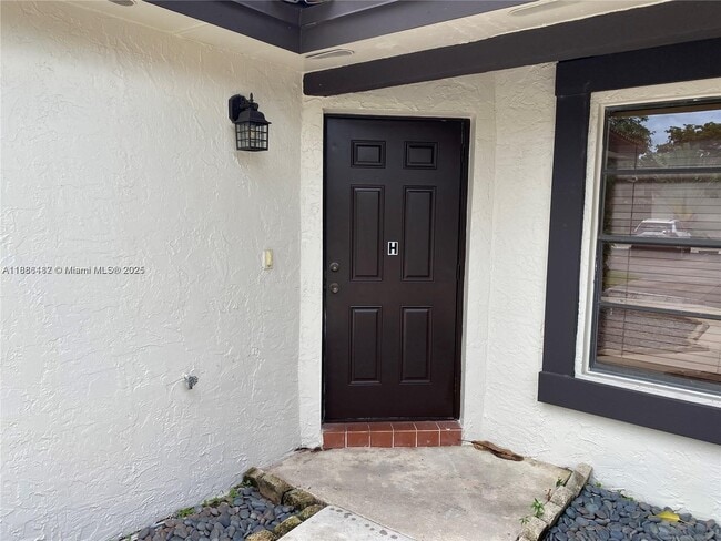 Building Photo - 14965 SW 49th Ln